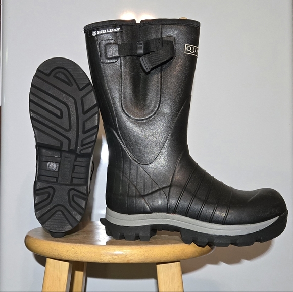 Quatro Insulated Rubber Boot - Picture 2 of 3